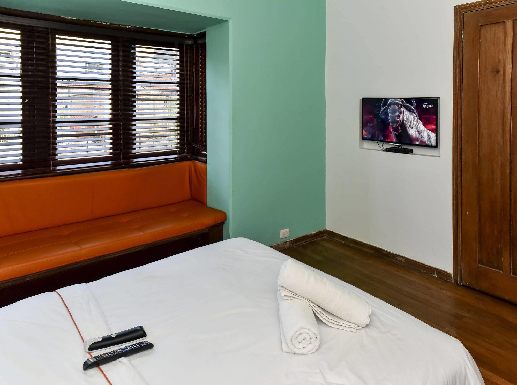 Mi Llave Hostels Bogota Exterior photo