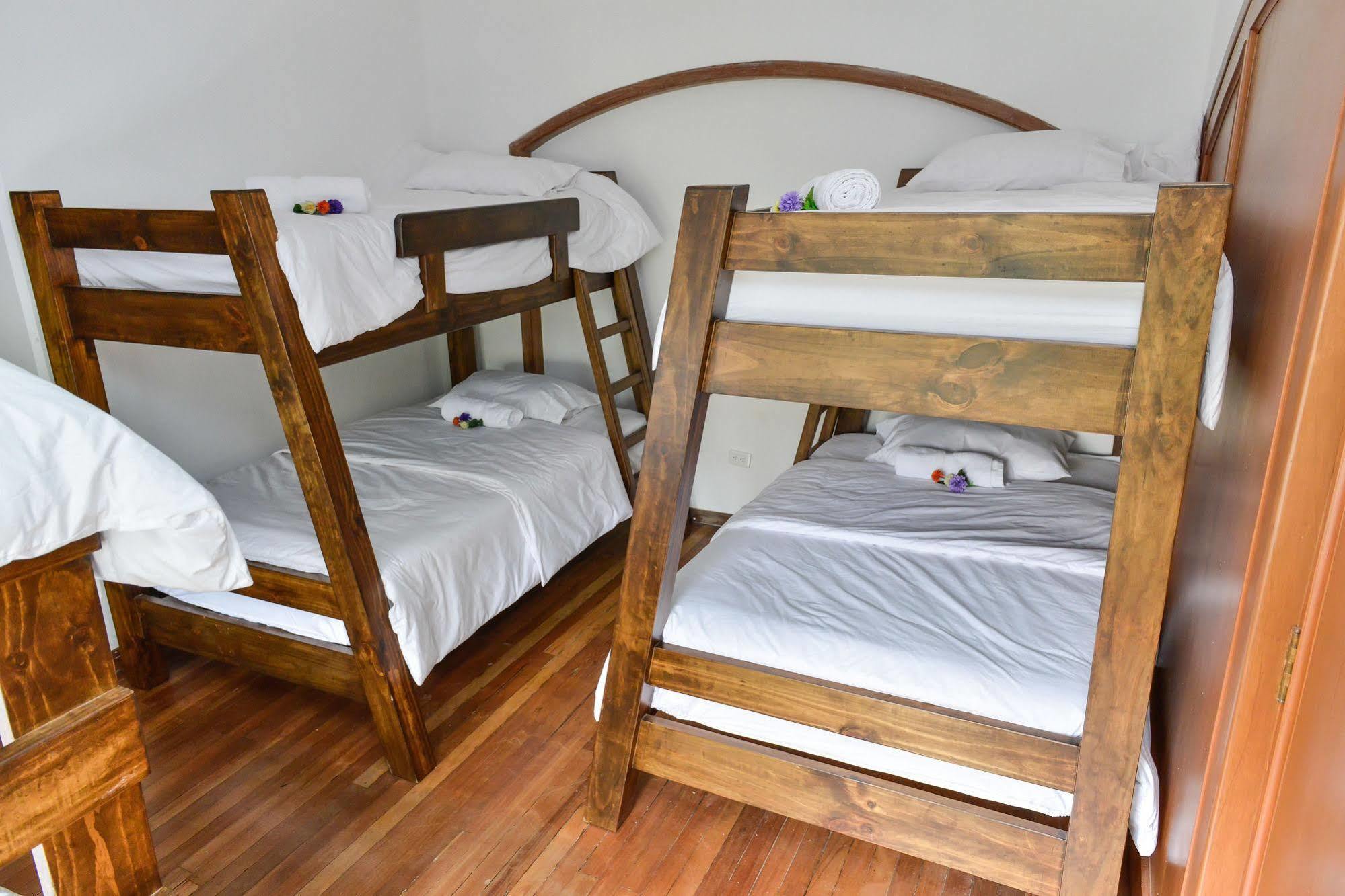 Mi Llave Hostels Bogota Exterior photo